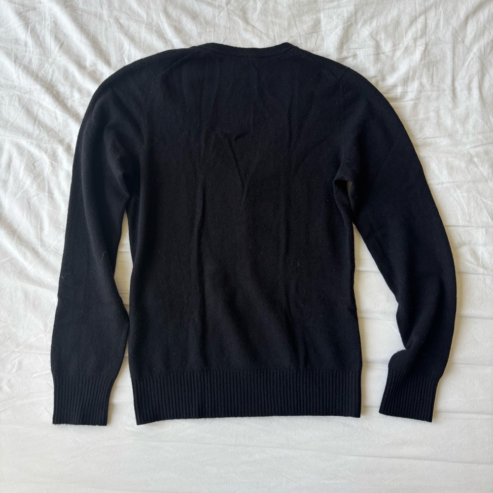 United Colors of Benetton Black V-Neck Women's Wool-blend Sweater XS - Picture 9 of 9